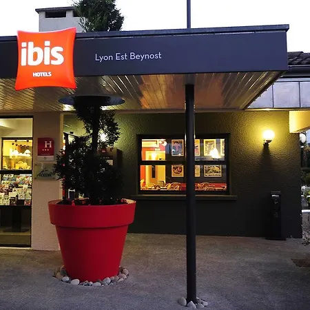 Ibis Lyon Est Hotell