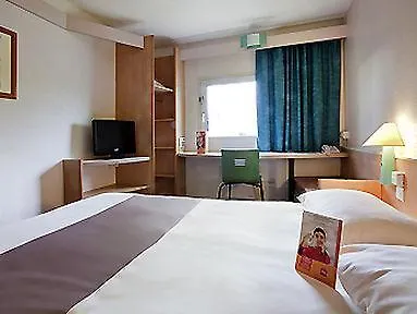 Ibis Lyon Est Hotell 3*