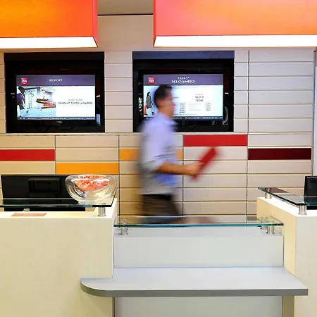 Ibis Lyon Est Hotel 3*