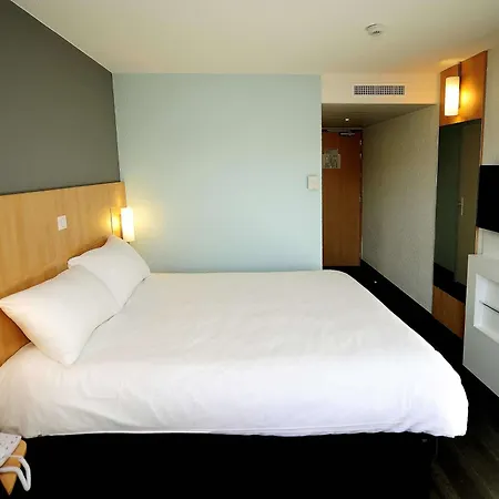 Hotell Ibis Lyon Est Beynost