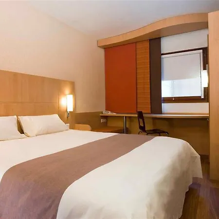 Ibis Lyon Est