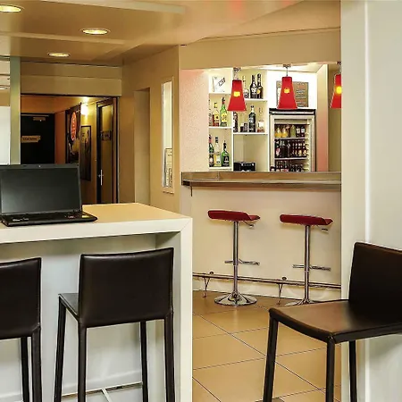 Ibis Lyon Est