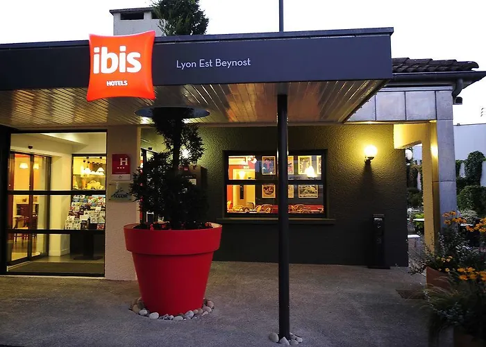 Ibis Lyon Est Szálloda